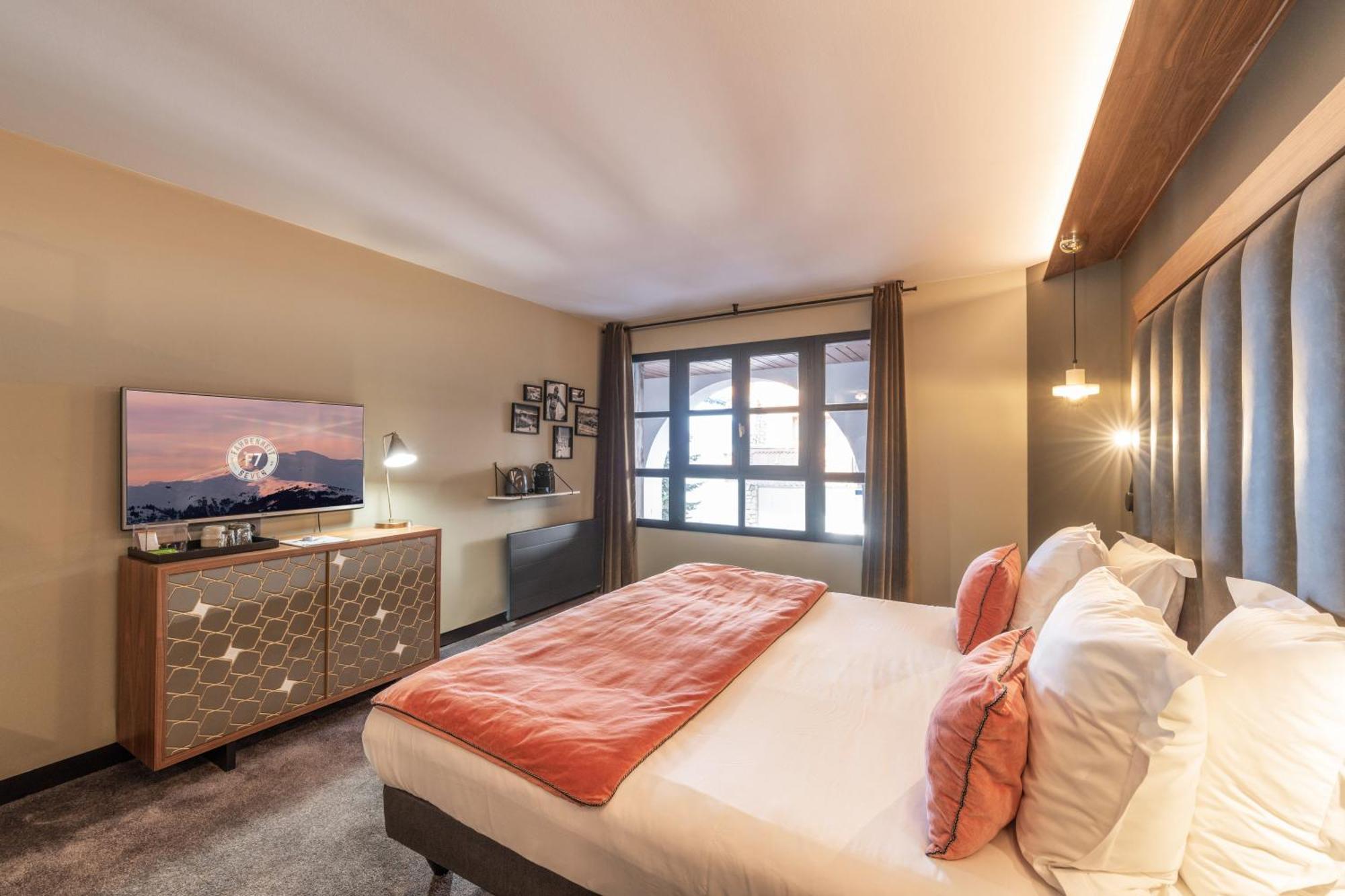 Fahrenheit Seven Courchevel Hotell Eksteriør bilde